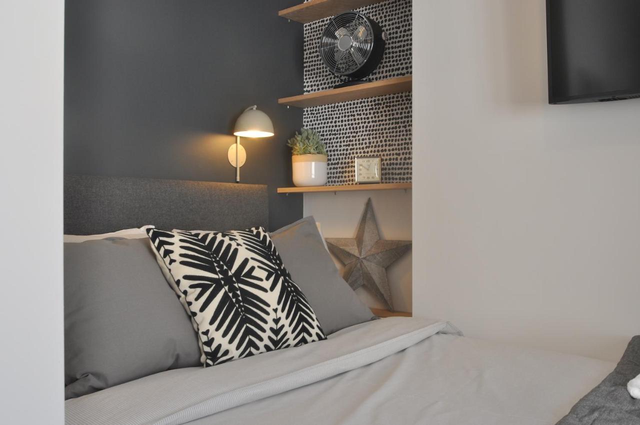 Bridge Street Apartments. Boutique Style Luxury, In The Heart Of Taunton. エクステリア 写真
